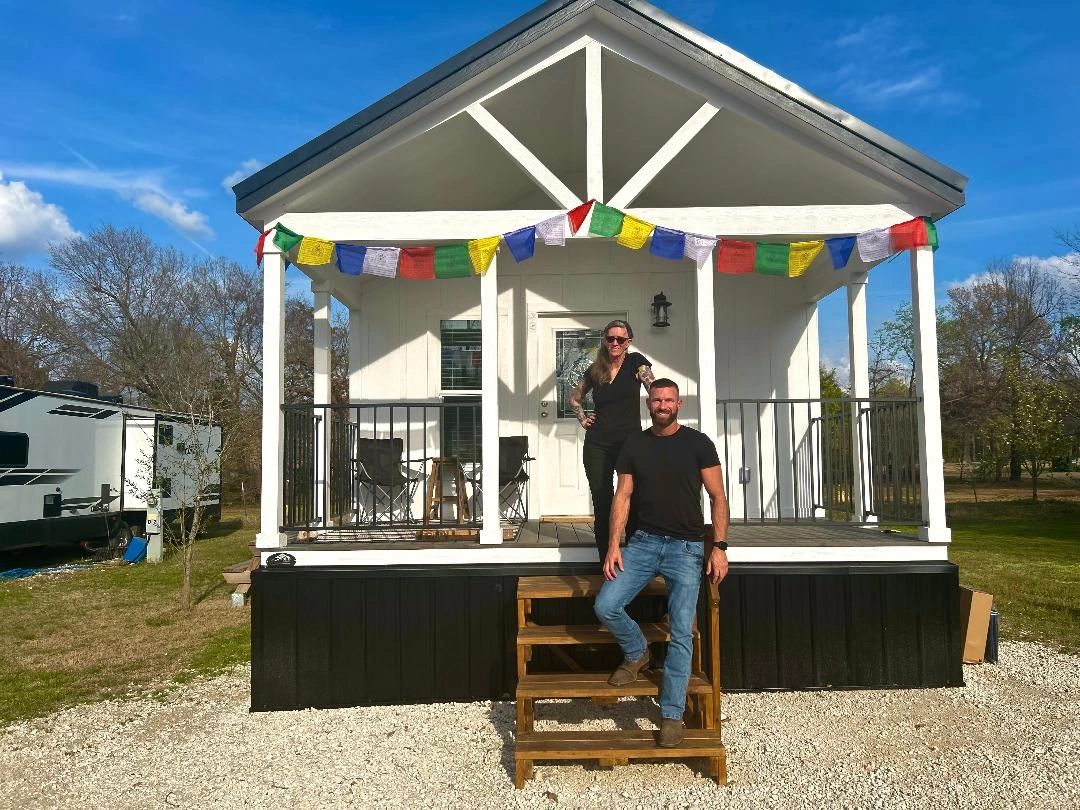 Paris Live Oaks RV Parks grounds